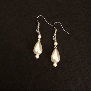Earrings handcrafted of Vintage faux pearls